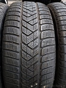 Zimní pneumatiky Pirelli 235/55 R19 101V - 2