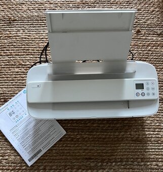 HP DeskJet Ink Advantage 3700 - 2