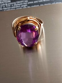 Zlatý prsten drahokam - 2