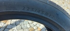 Dunlop 225/45 R17 Letní pneu - 2