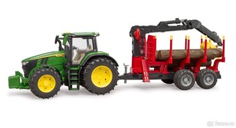 John Deere 7R 350 s přepravníkem na dřevo - Bruder - 2