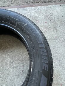 Letní pneu 215/60 r17 - 2