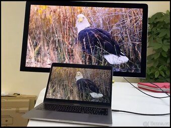 Apple Studio Display za -50%? Hliníkový 5K HDR monitor - 2