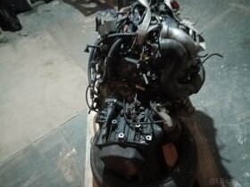 motor peugeot 406 2.0HDI 96Kw - 2