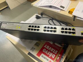 D-Link DGS-1224T 24portový gigabitový 2xSFP Switch - 2