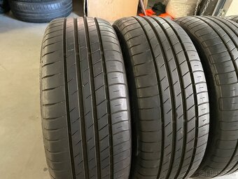 prodám letní pneumatiky 205/55/17 Goodyear   celá sada - 2