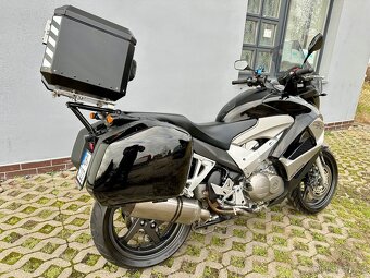 Honda vfr 800 crossrunner - 2