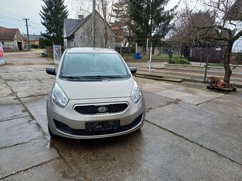 Predám kompletnú a pojazdnú Kia Venga 1.4crdi, 66kw,na náhra - 2