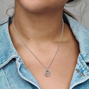 Pandora originální náhrdelník s přívěskem - 2