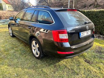 Škoda Octavia 1.6 TDi Sport max výbava - 2