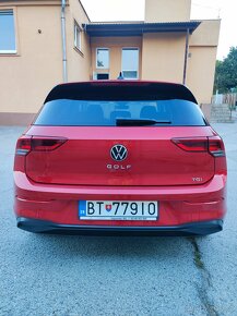 VW Golf 8 TGI 1.5 DSG 7 - 2