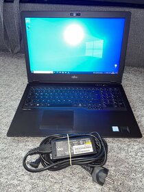 Ultrabook Fujitsu Lifebook U758 - Core i5 - DDR4 - 3G - 2