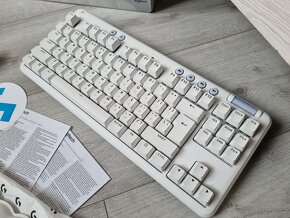 Mechanická klávesnice Logitech G713 GL Tactile - 2