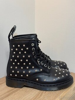 Prodám nové dámské glády Dr.Martens vel.39 - 2