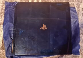 PS4 PRO 500 Million Limited edition - 2