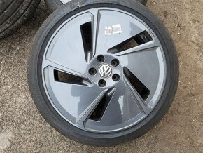 R20" alu kola 5x112 7,5jx20 et44 pneu 215/45 r20 - 2