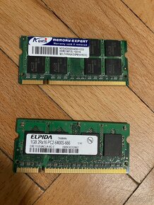 Paměti RAM 12 ks x 1 až 2 GB DDR2 do notebooku, cena za vše - 2