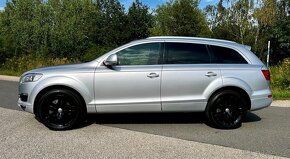 Audi Q7 3.0 TDI S-LINE Quattro TOP výbava - 2