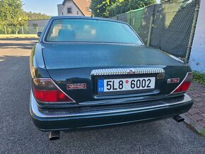 Jaguar x300 (Daimler six) - 2