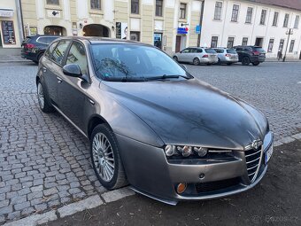 Alfa Romeo 159(2007) 1.9jtdm 110kw +chip - 2