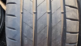 Letní pneu 255/45/19 Bridgestone - 2