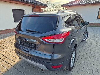 Ford Kuga 2.0Tdci-Manuál-Titaniun-Xenon- - 2