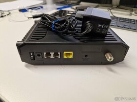 Cisco kabelový modem EPC3208 - 2