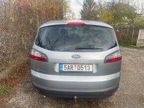 Ford S-max 2.0tdci 100kw 7místné,2009,tažné zařizeni,najeto - 2