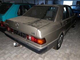 Mercedes Benz 190 E - 2