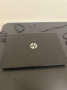 HP Pavilion Gaming laptop 15 - 2