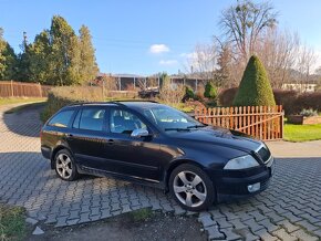 Škoda Octavia - 2