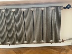 Původní litinový radiátor z roku 1935 - 2