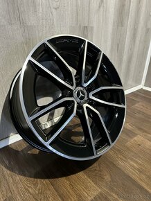 Mercedes Benz A-Klasse A35 - orig. ALU 5X112 R19 - 2