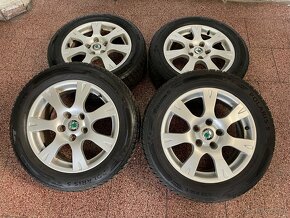 Originalní ALU kola Škoda 5x112 r16 zimní pneu 7,5mm - 2