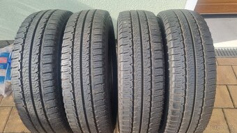 Michelin Agilis Camping 225/75 R16 CP celoroční - 2