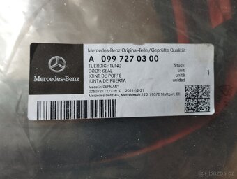 MERCEDES-BENZ GUMA,TĚSNĚNÍ DVEŘÍ A0997270300 NOVÉ - 2