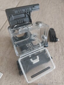 GoPro HERO 4 - obal +  držáky prodám - 2