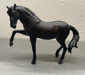 Breyer a Peter Stones - 2