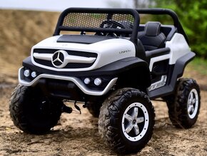 Dětské elektrické autíčko Mercedes Unimog 4x4 červený - 2