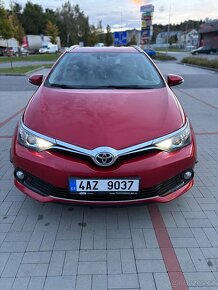 Toyota Auris 1.6 97kw automat - 2