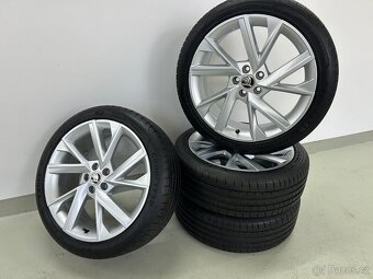 letní originál sada Škoda Kamiq/Scala/Rapid 18" 5x100 - 2