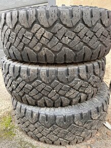 Prodám 7ks 31x10.5 r15 - 2