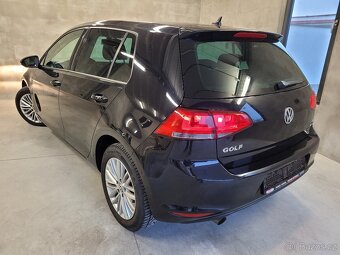 VW Golf VII 1.6 TDI, 81kW, SAMOPARKOVÁNÍ, NEZ.TOPENÍ - 2