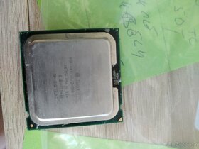 Procesor Intel Pentium D - 2