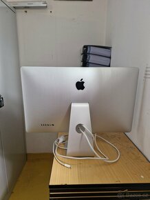 Apple Thunderbolt - 2