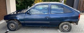 Opel Kadett E 1,6 třídveřový , manuál - 2