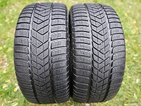 2x Zimní pneu Pirelli Sottozero 3 - 255/40 R19 XL - 85% - 2