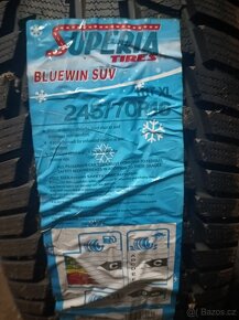 Pneu 245/70 R16 - 2