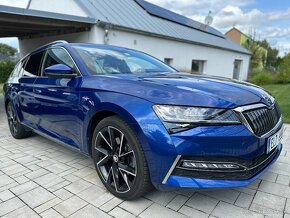 Škoda Superb iV 160kw L&K matrix LED virtual cockpit hybrid - 2