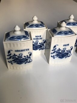 Cibulák originál porcelán Dubí- sada kořenek 8ks - 2